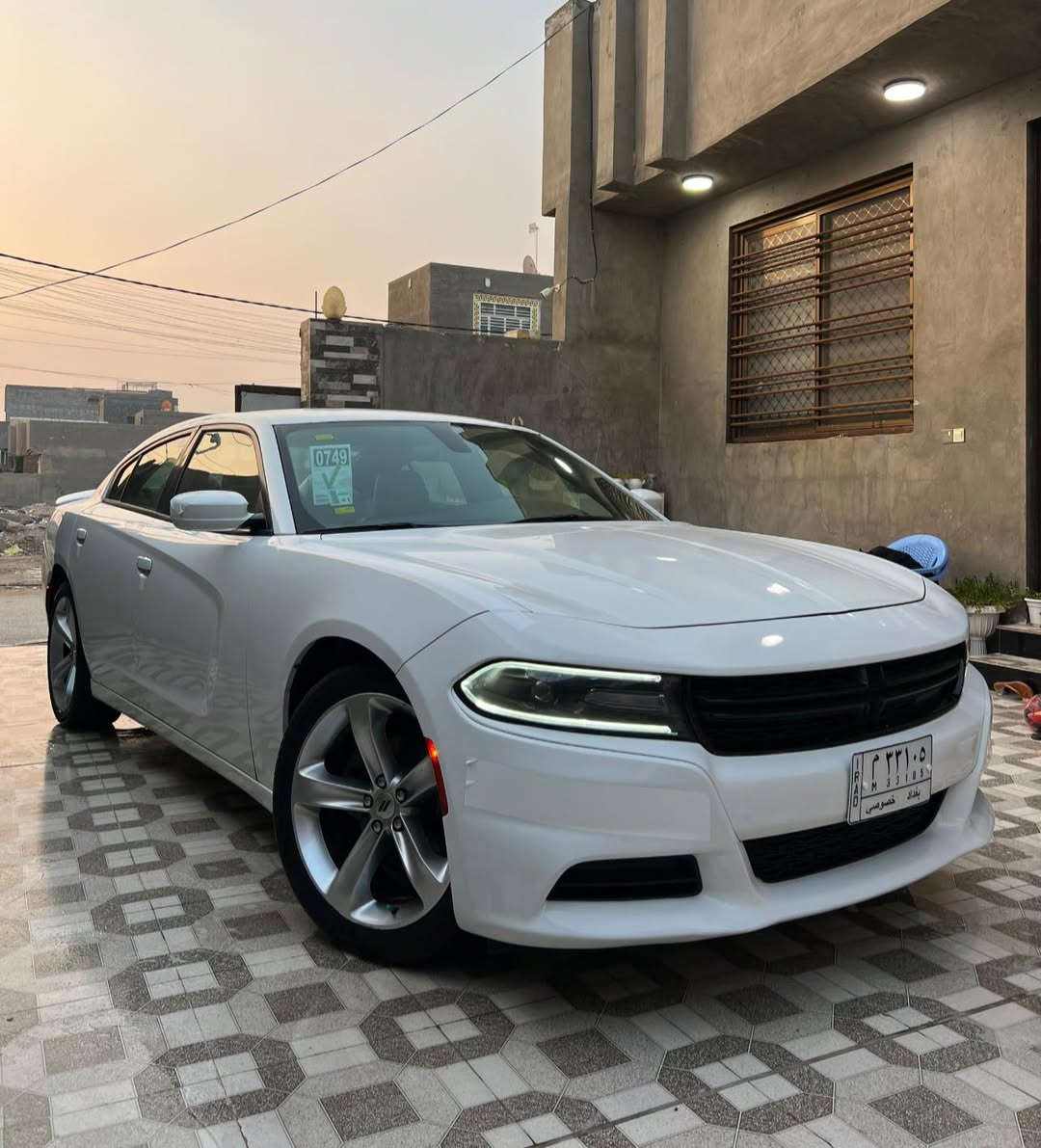 DOODG SXT 2019
السياره داخله كلين بدون حادث بدون ايرباك بجم كبس بالعراق بيها رش قطعتين خلفيات جاملغ وجنطه بدون دواخل نهائياً ( لغد شاصي حوض كفاله من الشخط) مكينه ممفتوحه كير ممفتوح تخم تاير جديد حجر بيئه بلاد بدون ايرباك تبريد ثلج حداديه جيده رقم بغداد تحويل مباشر  مواصفات الجارجر العاديه السعر ٢٠٠ وبيها مجال جداً بسيط مكاني بابل ***********
