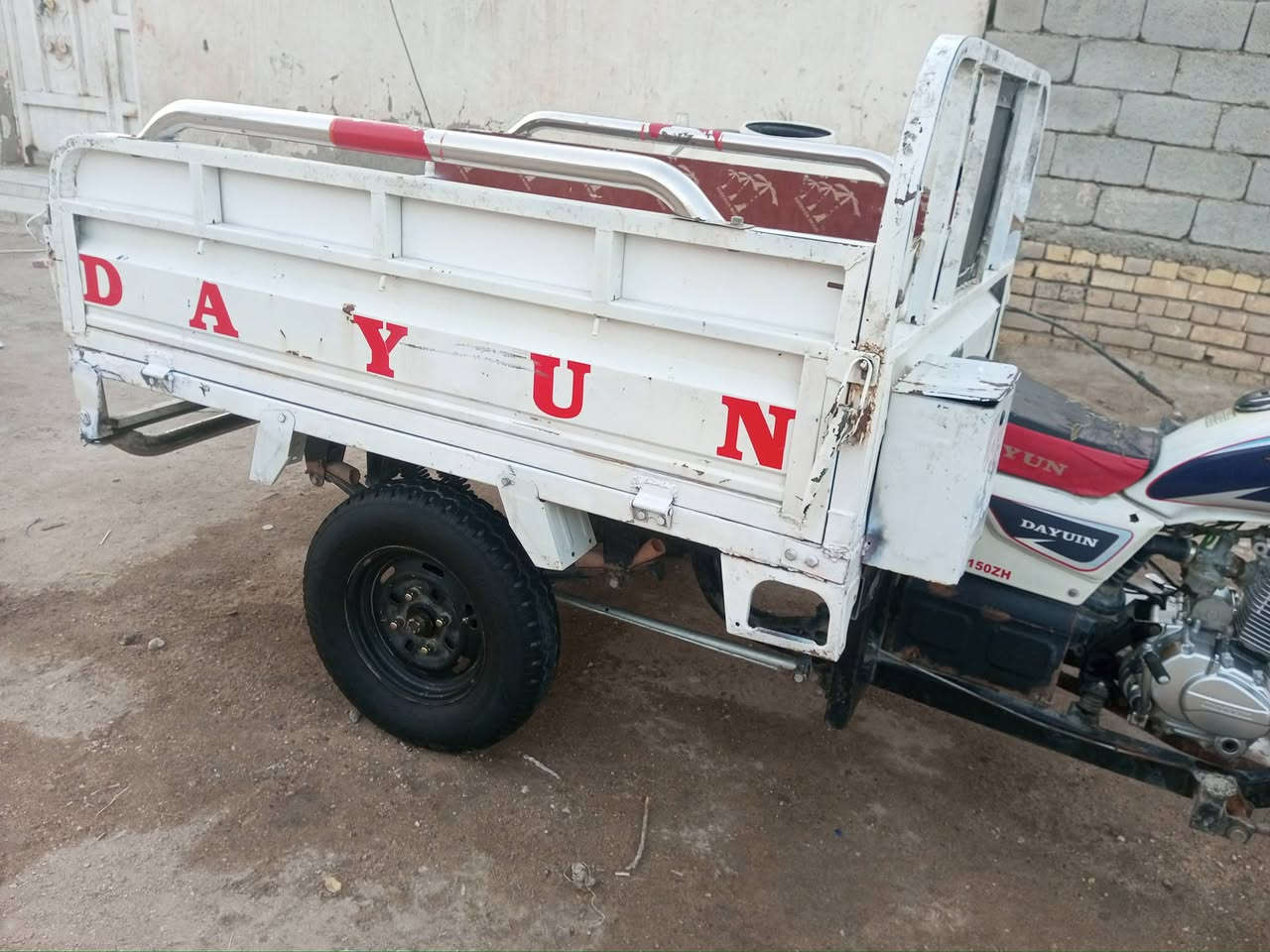 السلام عليكم ستوته للبيع موديل 13 اوراق محرك 26 اول تبديله دهن سعر 1,3500 ناصريه مركز مكلف بالنشر ***********
