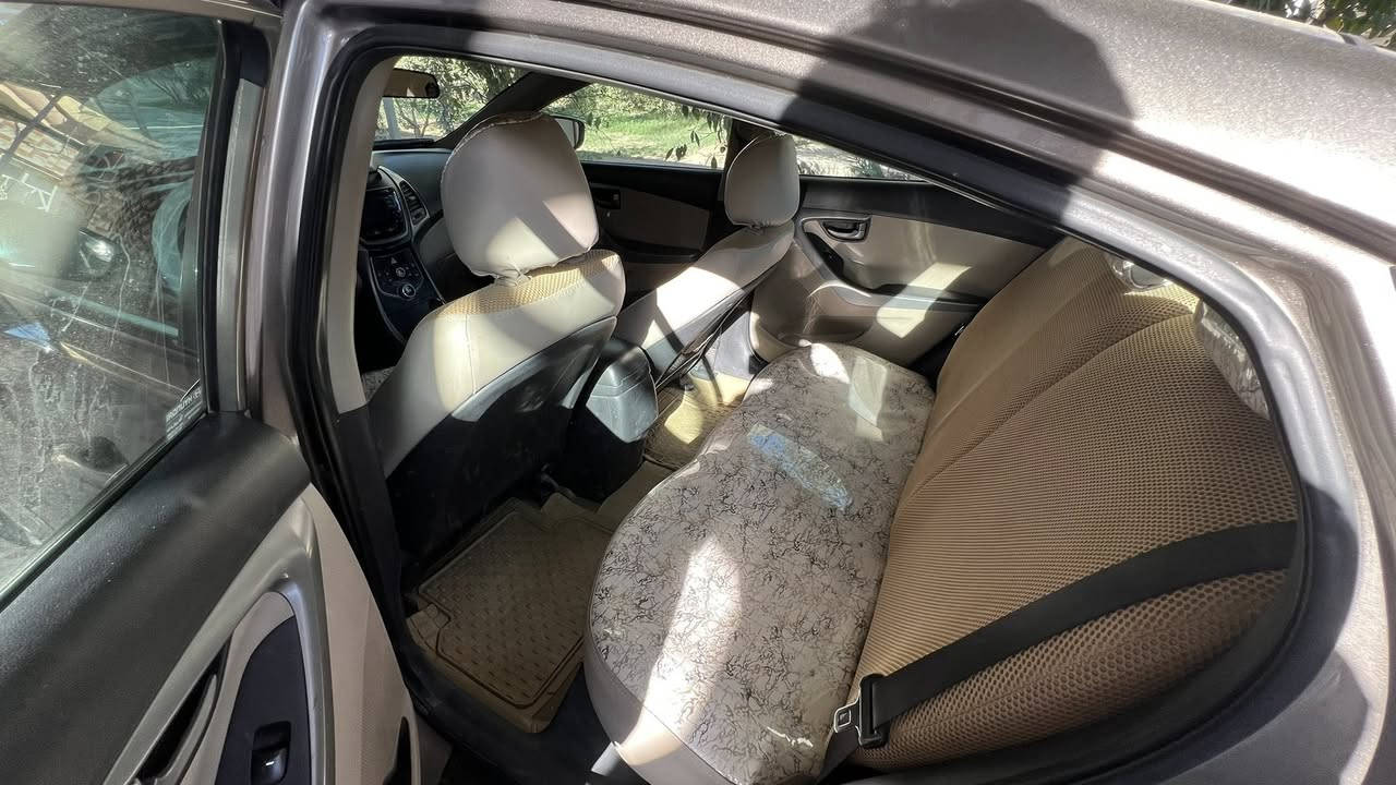 النترا 2015
مكينه 1800 السياره ما ناقها شي من كلشي جاهزه ترايك وين متريد 
تبريد ارضيه جلد كشنات مدوشمه 
شاشه كامره تحكم جهاتين (3) وضعيات قياده 
السياره ماشيه 80 
للاستفسار ‭0781 822 8924‬
