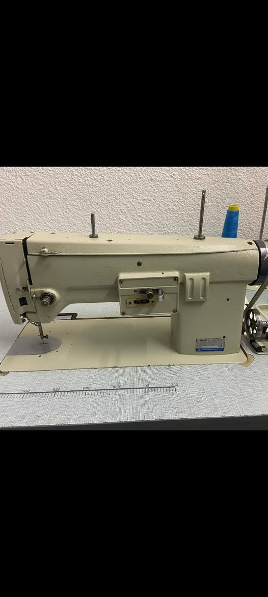 رأس ماكنة تطريز  للبيع
فقط راس مع حوض مع الدغاره بسعر 125مكاني بغداد مدينة الصدر شماعيه 

***********
