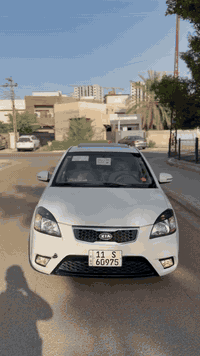 السلام عليكم
موجود فديو موضح بيه كل شي بالمنشور 

كيا ريو موديل 2011  فول مواصفات خليجي [فتحة]

رقم بغداد أنكليزي جديد 

أشارات مرايه 

دواخل بيجي المرغوب 

مكينة 1600 

كير مكينة حداديه كهربائيات جديده 

سياره على أيد وحده استخدامها

سيارة كلش جديده ونظيفة 

مكفولة كفالة عامة عدى تكحيل كارت أربع أصابع جوى التريشة الي باب الصدر بسيط جدا   

السعر 105 وبيها مجال بسيط 

ما اخصم سعر بالتلفون

كل شي بنظافته وسعره 

مكاني بغداد حي الجهاد 

للأستفسار واتساب ***********

الاتصال ***********
