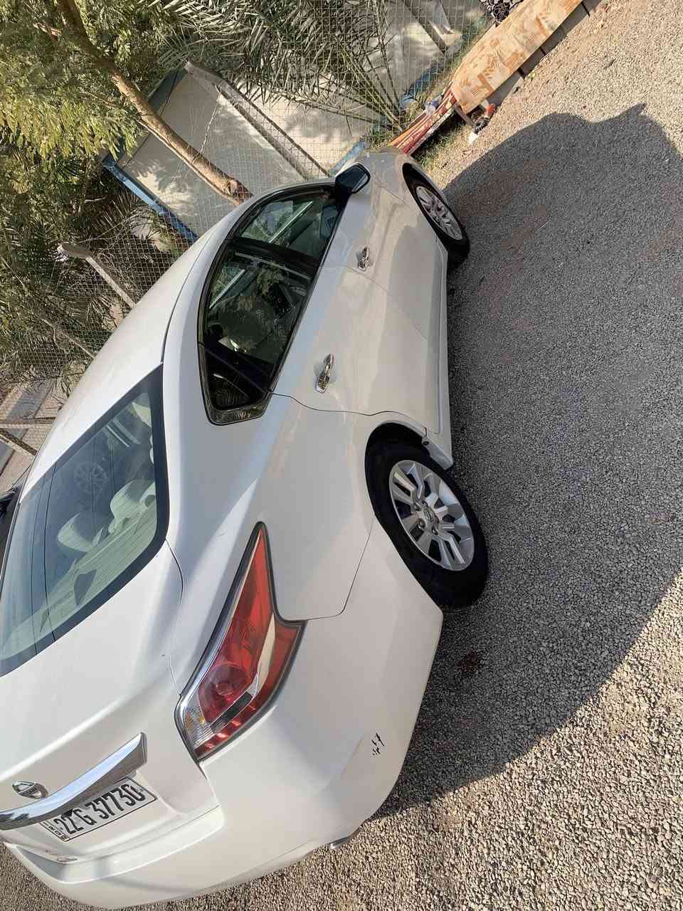 نيسان التما موديل 2014
سياره بيها كلير قطعتين 
وقطعه وحده صبغ 
سياره ماشيه 83كلش جديده
لسعر 123بيع سريع بيها مجال
***********
