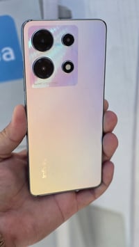 Infinix NOTE 30 الموصفات  السماعات .JBL الذاكره . 256 العشوائيه 16 الب...