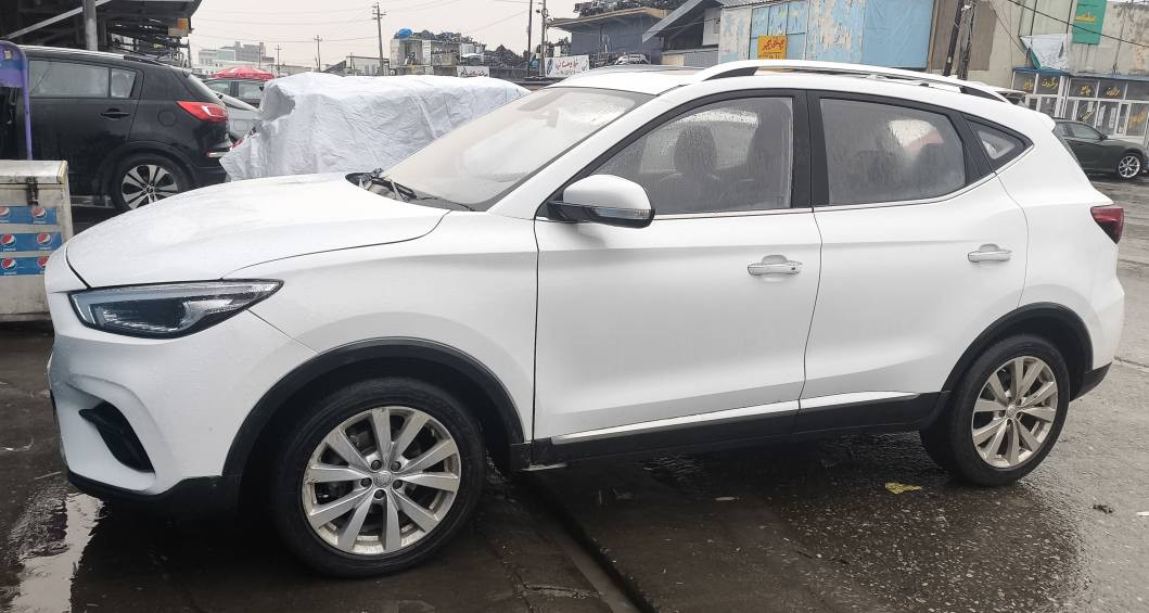 MG ZS
مۆدیل 2020
مواسەفات لۆکژێری.... فول فول
دوو پارچەی سبوغە
گێڕو مەکینەو بەشەرت نەکرایتەوە
نرخی تەنها 105$ 
بۆ پەیوەندی *********** أربيل, العراق
