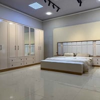 غرفة نوم 10 قطع • سرير 180×200 • كنتور 335سم