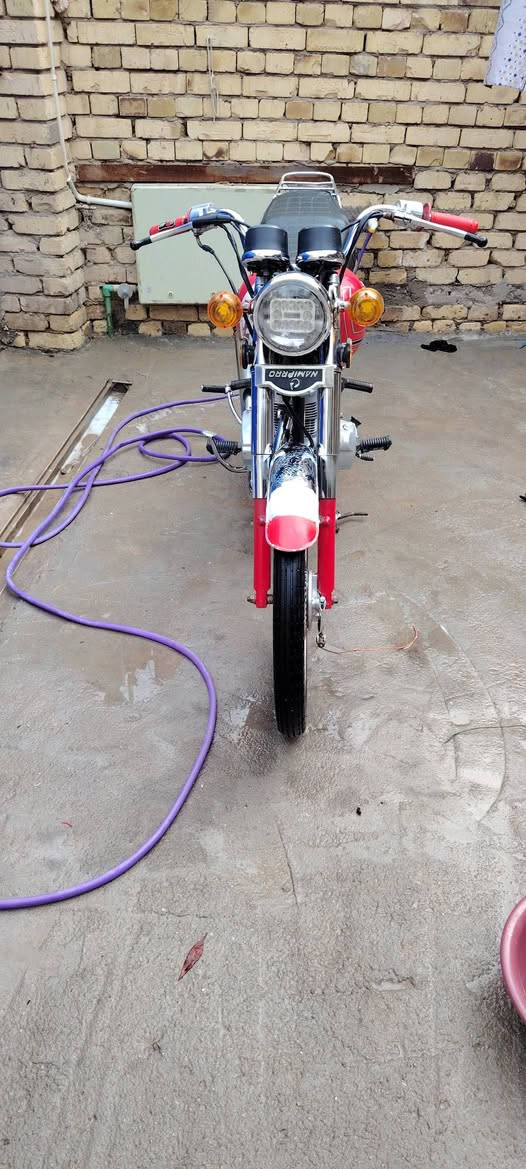 السلام عليكم نامه برو للبيع اوراق كامله تاخذه بوجهك للترقيم الدراجه كهربائيات كله شغاله اشاره هورن لايت عالي ناصي الدراجه مفتوحه ولفات فقط مديل الدراجه 2021 مكاني شطره  (السعر 750)  ***********
