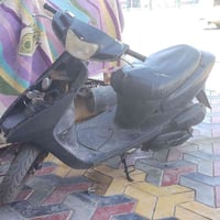 دراجه ساسوكي للبيع سعر 150 وبيها مجال 07773763519
