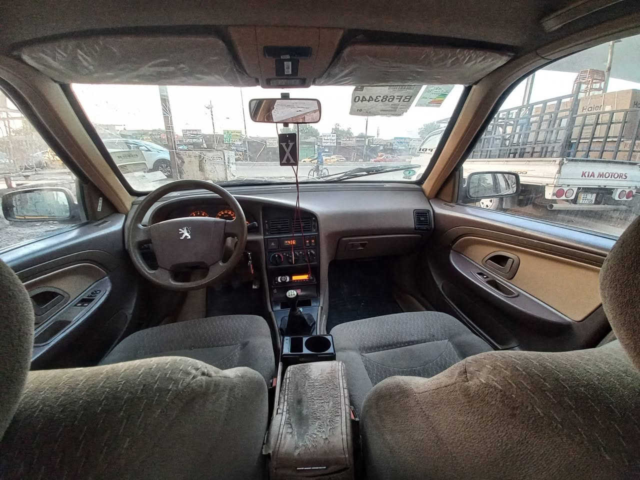 بيجو لميس ٢٠١٦ مكفوله من كلشي فقط صبغ بنيد جاهزه رقم بغداد السعر ٣٣ مكاني بغداد *********** عليه غرامه ٤٠٠الف اينزلن من السعر
