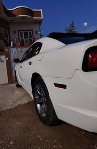 دوج جارجر • ٢٠١١ • بدون صبغ