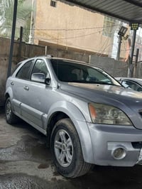 كيا سورنتو ٢٠٠٦ خليجي مكفولةمن ضربة تحكمت وفتحة محرك ٦ سندر 0771625921...