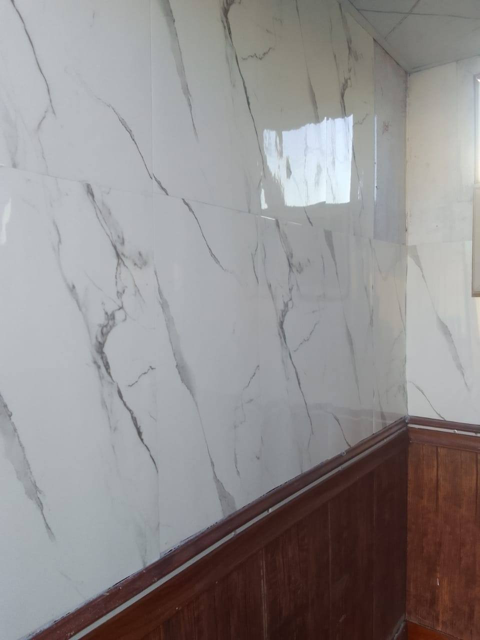 السلام عليكم ورحمة الله  تم وصول كرفان مستخدم شاصي شيلمان الطول 3مترونص و العرض 2متر المكان قضاء بيجي ناحيه الحجاج  الا ستفسار***********
*********** باداره ابو حمودي الجبوري
