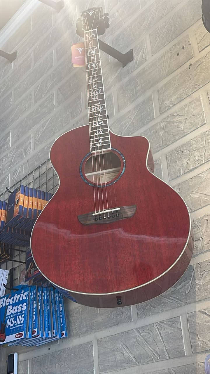 Bullfighter acoustic
خشب الفنكر بورد روز وود

والساوند بوكس ماهغوني 

ارتفاع اوتار ٢ ملم

اوتار ديداريو

ختم نحت وليس ستيكر طبع
وزن ثقيل 

فريت بورد موشم

السعر ٢٠٠ الف دينار 
جديد بالليبل
مختم من كل مكان باركود مطابق وسيريال نمبر مطابق علماً سعرة 200$


**إذا كنت صاحب هذا الإعلان وتريد حذفه لأي سبب، رجاءا أرسل رسالة إلى الدعم الفني**