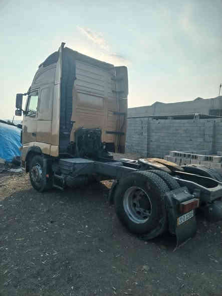 ڤالڤۆ ٢٠٠٢گێرعادی هاڤ رەقەموو سەنەوی تازەیە رەقەم باریکە حەجم420انجکتر بالو کاسیحە تایەی تازەیە
گیرومەکینەو کارەبای بەشەرت لەناو ئیشدایەو جایزە مەسرەفی نیە. پاتری تازەیە ١٤٥گەلاو ماجال 
***********
