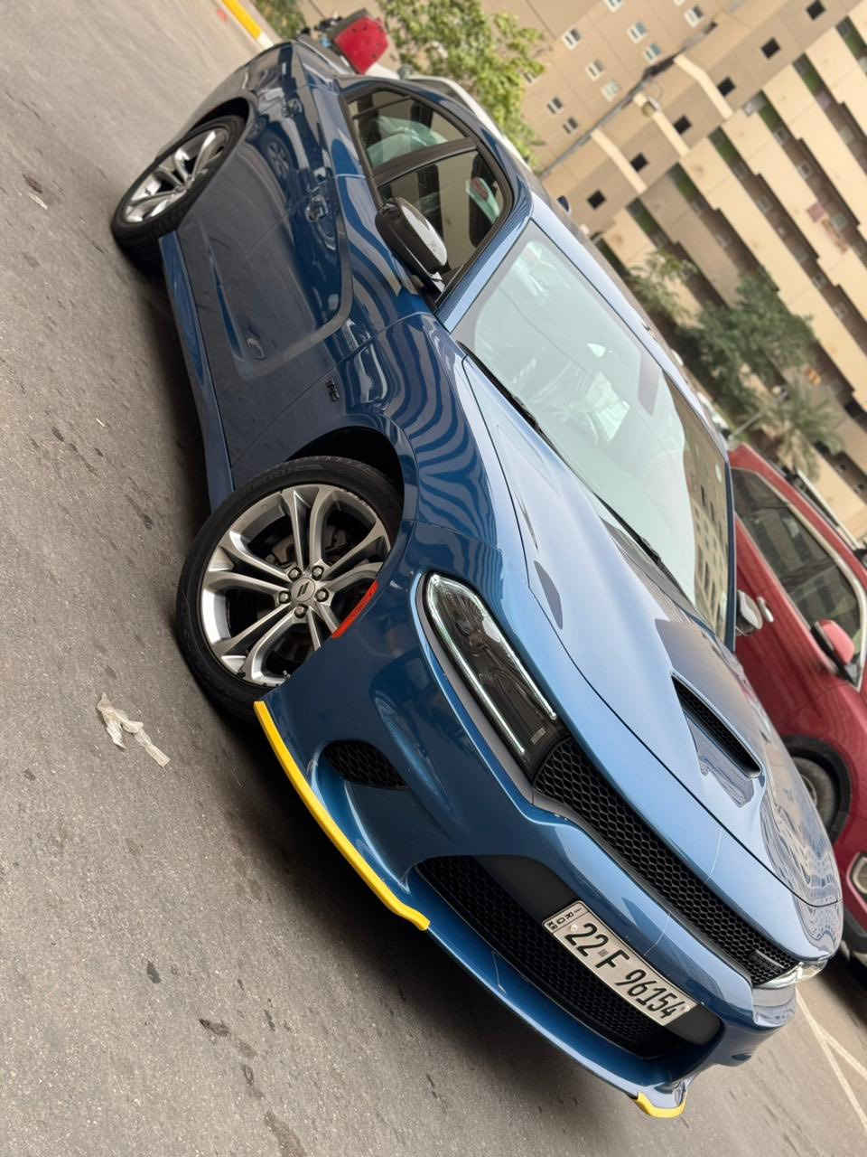 السلام عليكم 
الهم صلى على محمد وال محمد 
للبيع دودج جارجر RT5700 موديل 2023 النداء الاخير  ماشيه 15000miاخت الزيرو تخم تاير البلادي كودير حادثهه فقط جاملغ بدون دواخل بدون ايرباك بجم كبس عليهه بولش ونانو سيراميك ضمان سنتين بيهه رصعتين بلقماره اثر تحميل رقم اربيل ب اسمي السياره كلش جديده والون مميز مكان بغداد بلديات او زيونه اعتقد كل التفاصيل نذكرت والسونر وصور الحادث موجودات بلمنشور الي يخابر ليكلي شبيهه مبيهه كلشي ذكرت واكو شخط كد اصبع بلباب الخلفي الايمن ميذكر بس هم اذكره 
شباب السعر ٢٩٠قفل والسعر كلش زين ل ابو المصلحه واليعرف قيمه الشغله الزينه وهواي على الي يدور مهجوم 
الله يرزقكم عجبتكم او لا ارفع المنشور بكلمه تليق بيك 
اسف ع اطالة
***********
