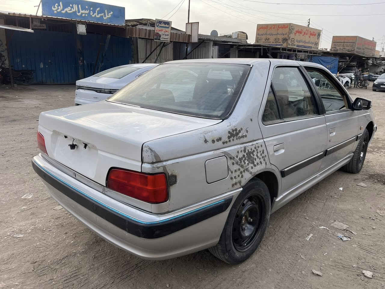 بيجو موديل ٢٤ماشيه ٢٣السياره بيهه ٥قطع بجم وقبق جنطه وجاملغ خلفي اثر بريك مفاجئ السياره بأسمي رقم بغداد مكاني كربلاء تبريد تدفئه داخلهه السياره جاهزه ومعمره وبعدني ماصابغ السعر ٦٥اتصل ***********
