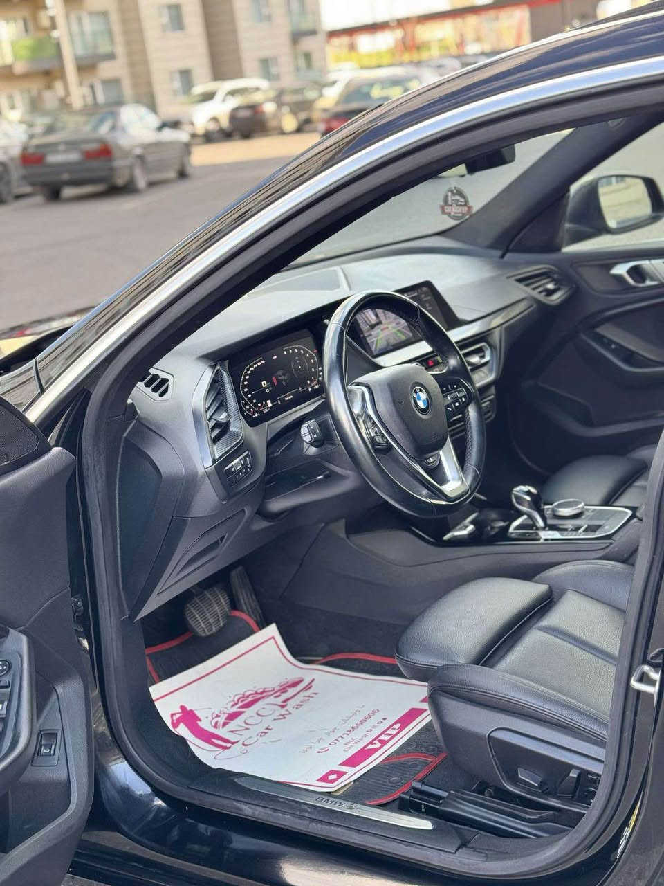 Bmw 228i مۆدێڵ  2022
 
قەپات مواسەفات
پانۆڕاما
٣ مۆدی لێخورین : ئیکۆ ، نۆڕمال ، سپۆرت 
کوشین خەزن
سوکان هیتەر 
کوشین هیتەر 
ربع بۆنیت  بۆیاخ دوو بست دەرکەی پشتەوەی سبوغە 
دەرکەک بە بیلاد گۆرایە
ئیرباگ سیستەمە  
ماوەی رۆشتن : 73،٠٠٠ مایل 
گێچ ئەلیکترۆنی 
سیستەمی گزۆز بیلادی سێ سەوتی هەیە ئیکۆ ، نۆڕمال ، سپۆرت 
رادار پێش و پشت و تەنیشت 
ئەوتۆ ستۆپ
ئەوتۆ پارک 
شاشە گەورە 
خەتی جادە 
تەحدید سورعە 
دەشبول و لیدی دەرگا بیلاد ٧ ڕەنگ 
برێک بەسمە 
لایت لید 
تایەو ویل سپۆرت 
گێڕ ماوس

wba73ak03n7j86086

+964 750 762 5571
188$ أربيل, العراق


**إذا كنت صاحب هذا الإعلان وتريد حذفه لأي سبب، رجاءا أرسل رسالة إلى الدعم الفني**