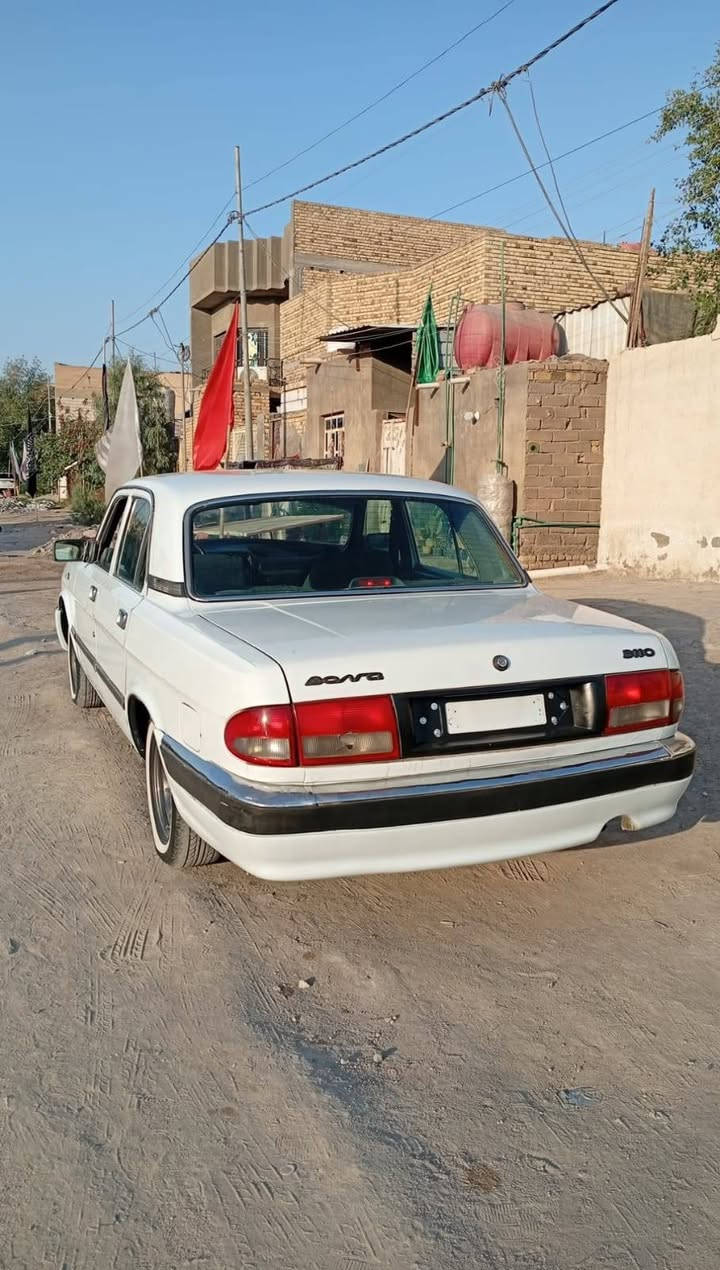 السلام عليكم سياره البيع جديده تخم تاير حداديه كامله فول ب 58 وبيه مجال قليل الاتصال عله هذا الرقم (***********)
