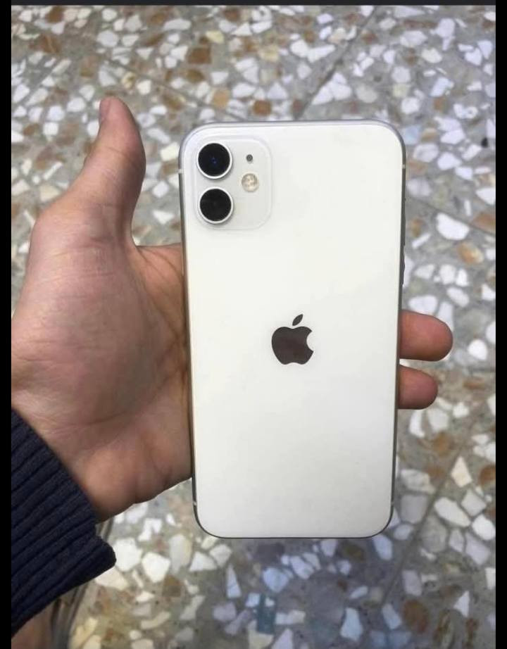 سلام عليكم ايفون 11عادي
ذاكره64
مبدل شاشه اصليه وكاله 
فيس ايدي متوقف بل تحديث 
بطاريه 71بلاديه جهاز كلش نضيف 
الجهاز دبل خط امامي خلفي 
كامرات صوت خط كله شغال وعل فحص سعر 200 وبي مجال للطيبين ***********
