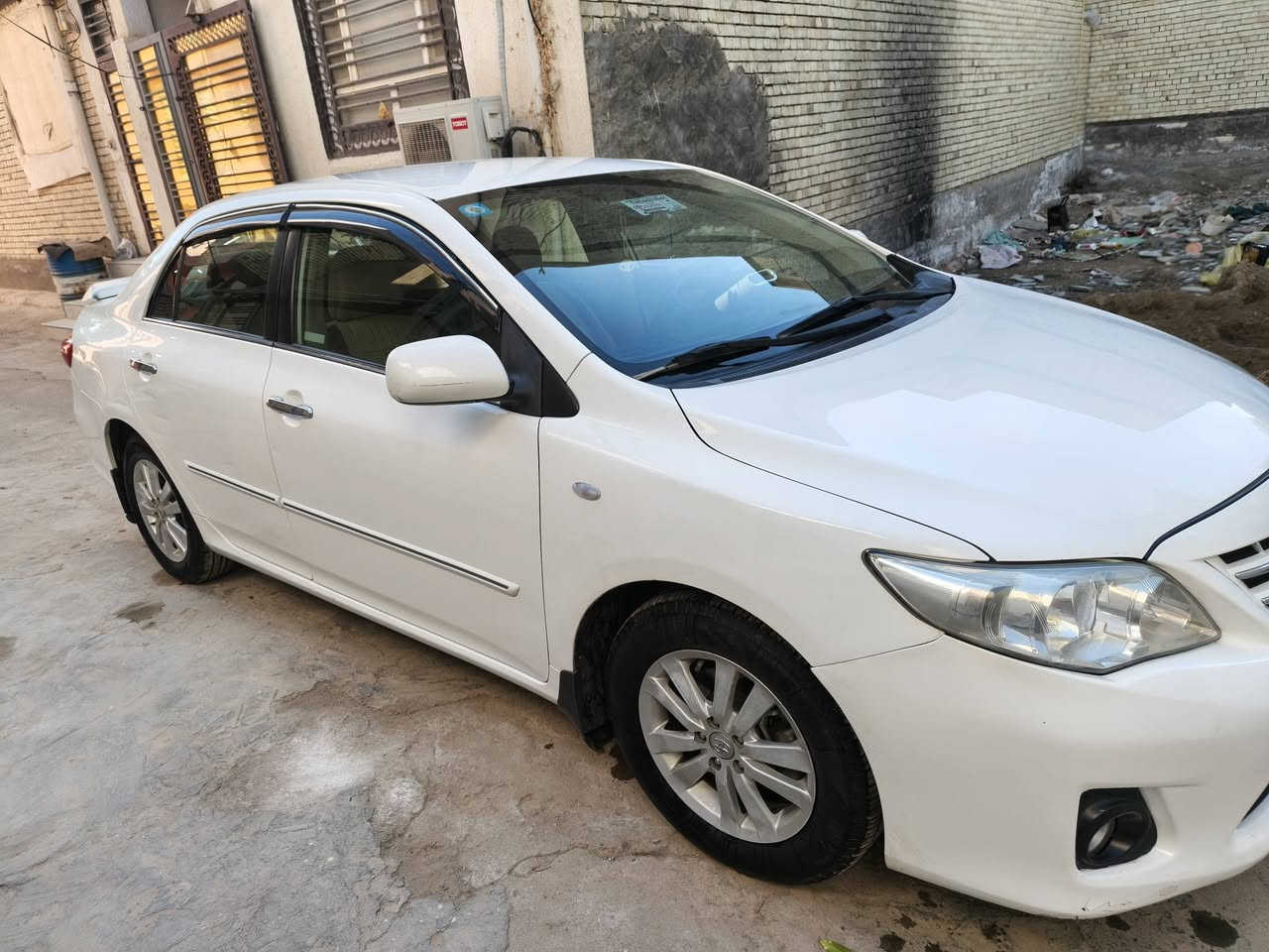 سلام عليكم للبيع 
موديل 2011
محرك 1800
خليجي مكفوله 
بسمي رقم كربلاء
مكان السياره كربلاء 
بيه تكحيل بسيط 
السعر 138 
‏‪***********
