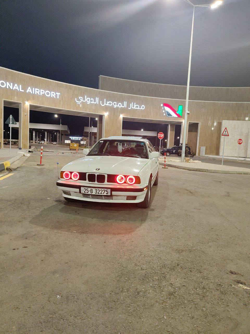 بي ام 525  موديل 88 محدثه 94 توماتيك محرك فل مبدل بيها جاملغ وبوند  السعر 68
الهاتف ***********
