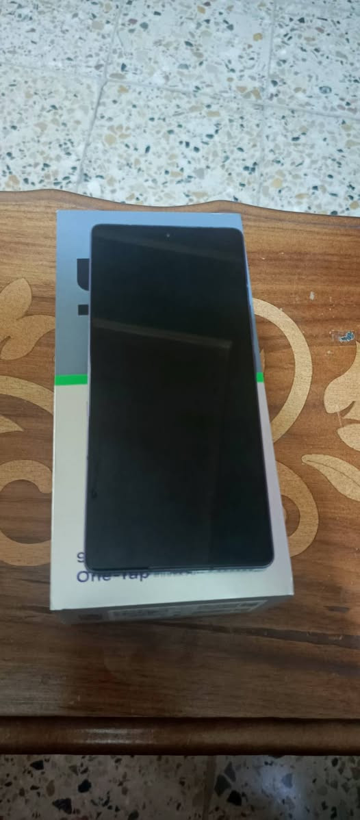 السلام عليكم 
جهاز lnfinix note 50 pro ذاكره 256 رام 8 جهاز نضيف ومرتب ما مستعمل هواي مال بيت 
مكاني بغداد للتواصل واتساب ***********
