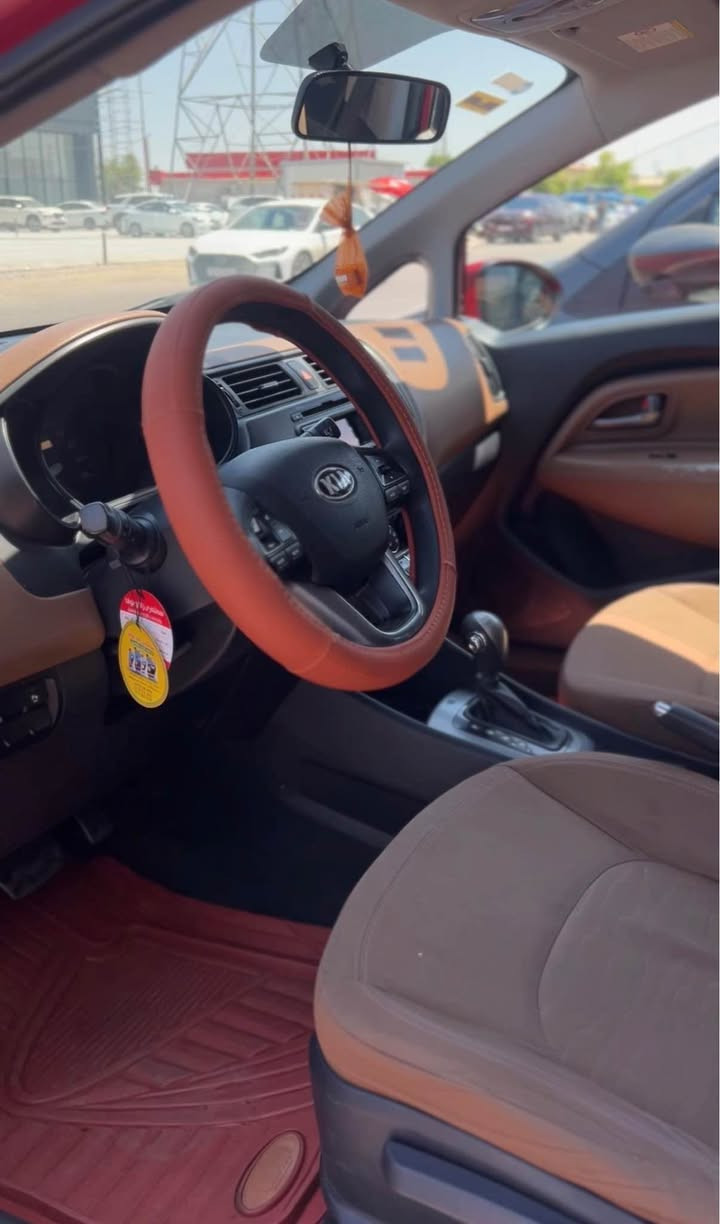 كيا ريو ٢٠١٤ خليجي فول فول مواصفات 
بيسبوغ ته نها چوار شوين ساردي بچوكى هه يه گير و مه كينه و ته قه و ره قه به شه رت 
ره قه م و سنوى هه موى نوييه 
نرخى ٨٩ وه ره قه و كه ميك مجال 
بو زانيارى زياتر *********** أربيل, العراق
