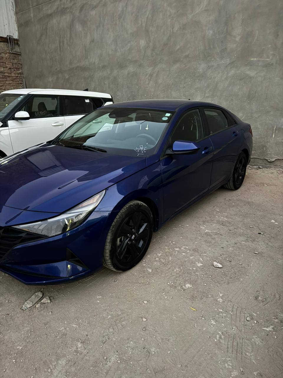 النترا امريكي ٢٠٢٣بدون ارباك بدون دواخل كلير من امريكه فول عده الفتحه بصمه تشغيل عن بعد مكان السعر ١٣٧ وبيه مجال السياره بابل رقم الهاتف ***********
