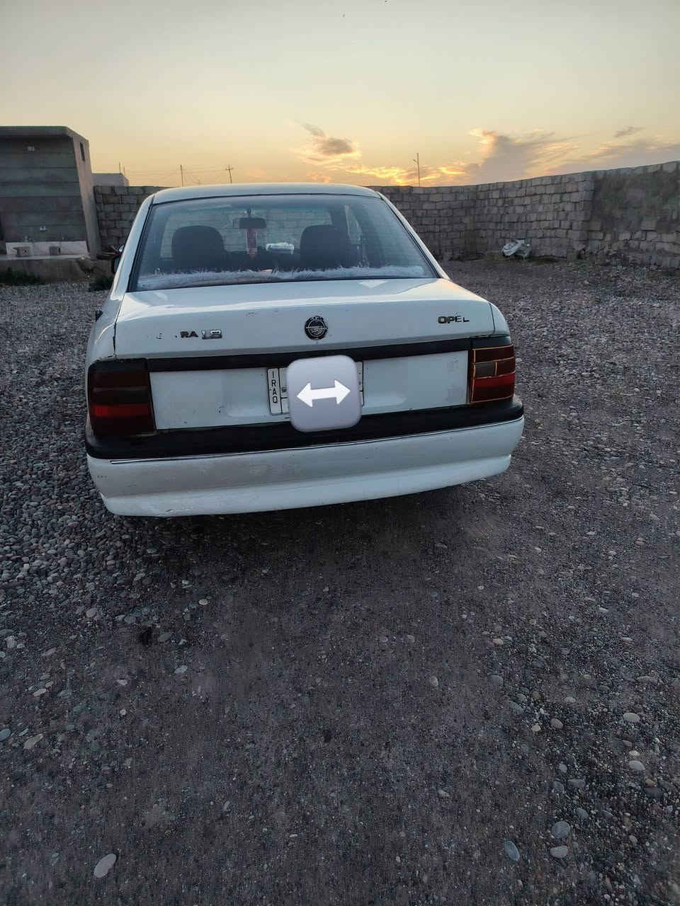 السلام عليكم
اوبل فكترا
حجم 18 
اللون ابيض 
كير محرك شرط 
صدر أمامي خلفي جديد
طخم تاير جديد 
باتري جديد كهربائيات كلها شغاله 
رقم صلاح الدين ألماني 
سنويه نافذه بل 2024
شرط التحويل و كاله
ملاحضة بيع نقد فقط بدون مراوس 
العنوان اسديره 
للاستفسار 
رقم الهاتف ***********
