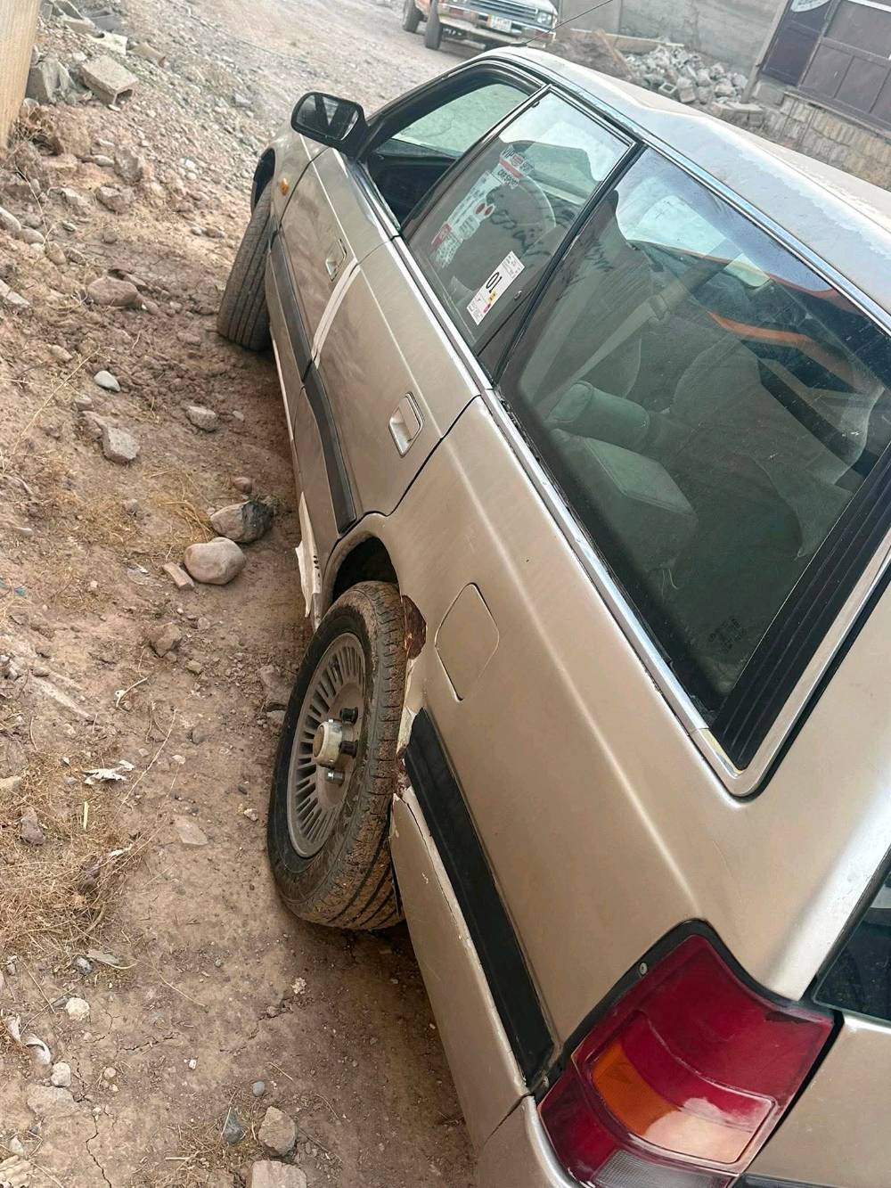 مازده 1990  626محرك 8 بخ فول اقتصادي  سنويه مجدده ل 2031 بسمي شرط التحويل والغرامات  مقدمه بيها بطاقه بانزين يرادلها ترتيبات بصيطه رايدها 33 وبيها مجال مكاني كركوك.***********