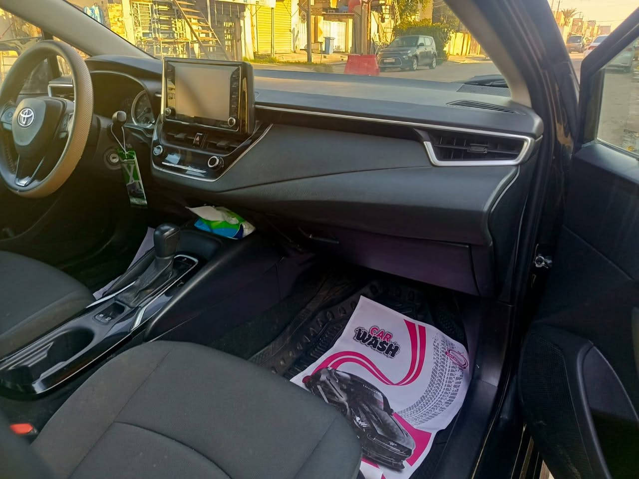 سلام عليكم من رخصت الادمن  كورلا وارد امريكي موديل ٢٠٢٢ حادث . بنيد. سياره جاهزه كامله من كلشي مواصفات LE اسود شذره
رقم بغداد الدولي وباسمي مكينه ١٨٠٠ مكينه مكفوله كير مكفول حجر بيئه موجود تراي زيرو تايرات باتري جديد تبريد تدفئه جاهزه ساكن بغداد السعر ١٣٧ للاتصال *********** تحياتي الكم.
