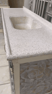 ثلاثة قطع -3- المنيوم جودة عالية
سنك مرمر / 2 متر وارتفاع 90 سنتمتر
كاونتر وملحق خاص بيه / 2 متر
سميك يتحمل اوزان ثقيلة 
نظيف جدا حتى بعدها اللزكات مامشيولة منه 
 ولشفافية اكو بيه خدوش جدا بسيطة موضحة بالصور السعر 
350 الف
  الموقع : بغداد - حي البنوك


**إذا كنت صاحب هذا الإعلان وتريد حذفه لأي سبب، رجاءا أرسل رسالة إلى الدعم الفني**