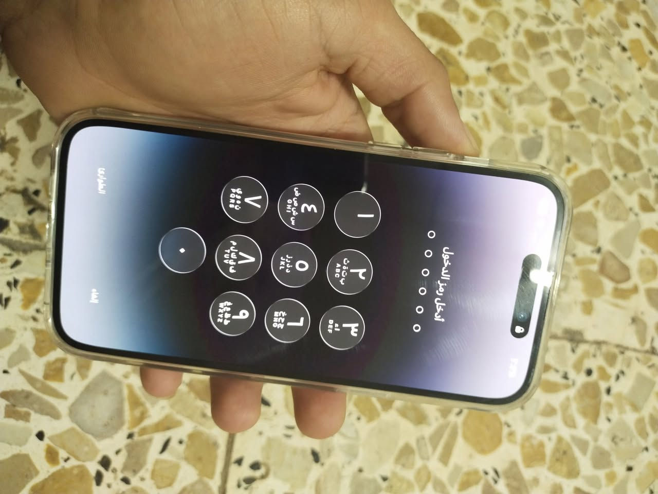سلام عليكم ايفون 14برو ماكس  امريكي لون مميز ذهبي دبل خط مستبدل بطاريه نوعيه جيده فقط الباقي مكفول مكان نجف السعر اتصل ***********
