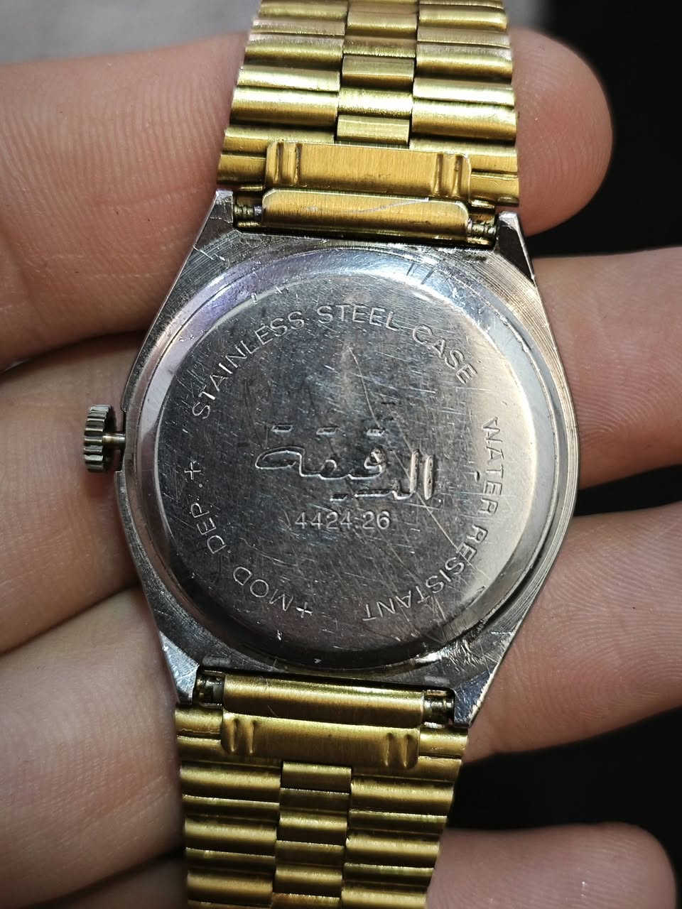 السلام عليكم
🇨🇭ساعة تشارلز جوردن 
سويسري اصلي
إنتاج قديم 
استيراد الأجهزة الدقيقة 
قطر 36
شغاله 
تاريخ شغال 
نظافة 100/100
سير مستبدل 
مينة نظيفة 
السعر 60 الف وبيها مجال للشراي 
للتواصل واتساب أو الاتصال 
***********
