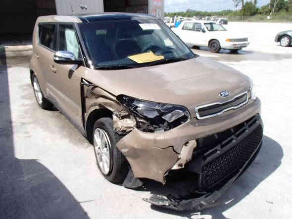 صول 14 باسمي مصبوغه عام بغداد الرقم الجديد محرك 2000 تحكمات شاشه طقم تاير باتري جديد تبريد دوشمه ممتازه مكان السياره بغداد الشعب  *********** السعر 105
