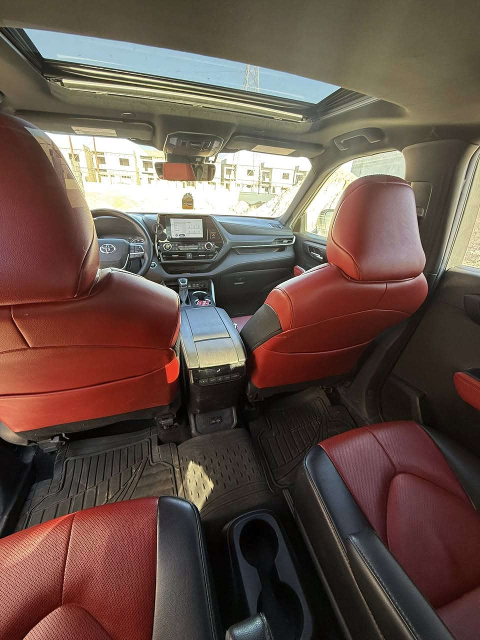 هايلاندر 2023 تيربو اقتصادي
ماشيه 40ميل 

سياره فول الفول مواصفات 1/1

داخل احمر من الشركه حيل جديده السياره 

اربيل بسمي ثاني يوم تحويل

بيها قطعتين بونيد وجاملغ ومبدل بلادي صوره الشاصي مرفقه بل منشور بل عافيه عل ياخذها 

مال مستعجل بيعتها 275


**إذا كنت صاحب هذا الإعلان وتريد حذفه لأي سبب، رجاءا أرسل رسالة إلى الدعم الفني**