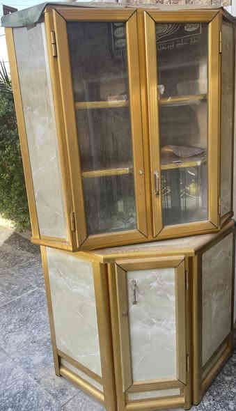 كاونتر للبيع 7 قطع يحتاجله تنضيف 
مكاني ابو غرق 
السعر 500

***********
