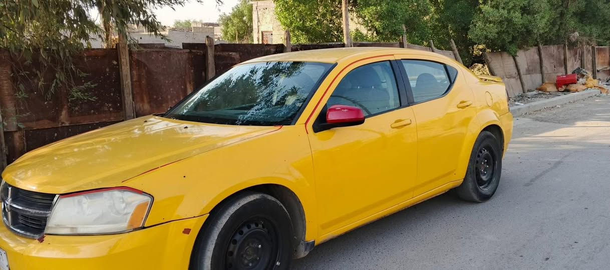 سلام عليكم دوج فنجر 2008كامله مكينه جديده شادها مصار سبوعين لا تنقيص لا تبخير كير مكفول سنويه بشهر 6 بهاي سنه تسقط عليها غرامات يطيحون من سعرها سياره عوزها شويه ترتيب داخلها شوي تعبان بس سياره شغل وطلع وين ما تريد   ملاحضه جماعت مراوس  لا تدخلي لان بس ابيع 
سياره بغداد راعيها موجود بناصريه مشروع وطني رقمها أنبار وين ما تريد تتحول 
رقمي ***********
