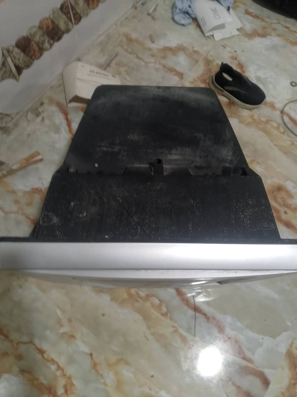 ***********  تلفزيونات للبيع
