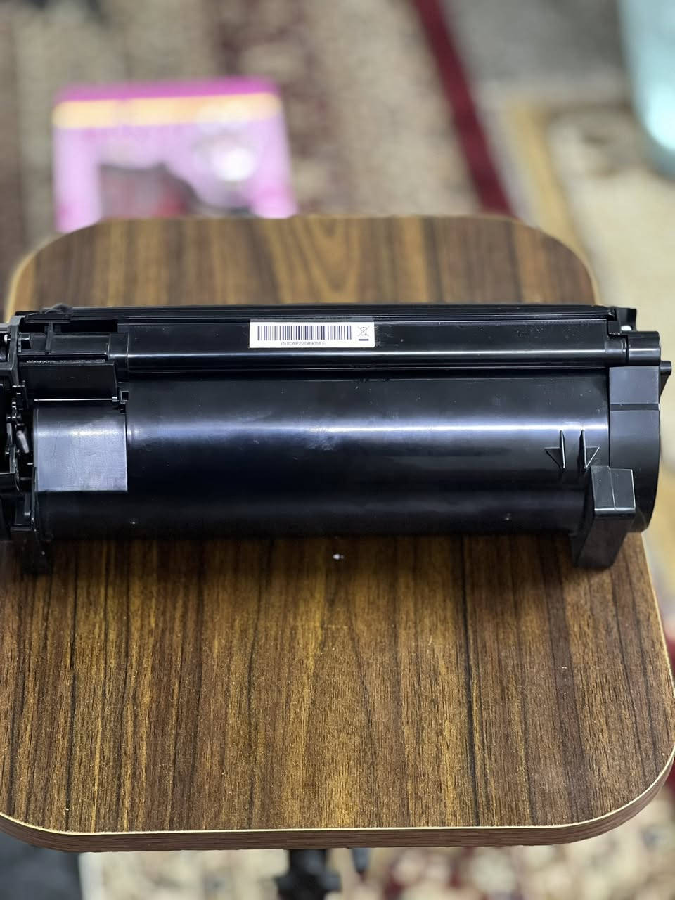 السلام عليكم .. كاترج طابعة جديد وغير مستخدم ماعرف لياطابعة قيم واخذ بليرضي الله يوجد توصيل 
رقم الهاتف ***********
