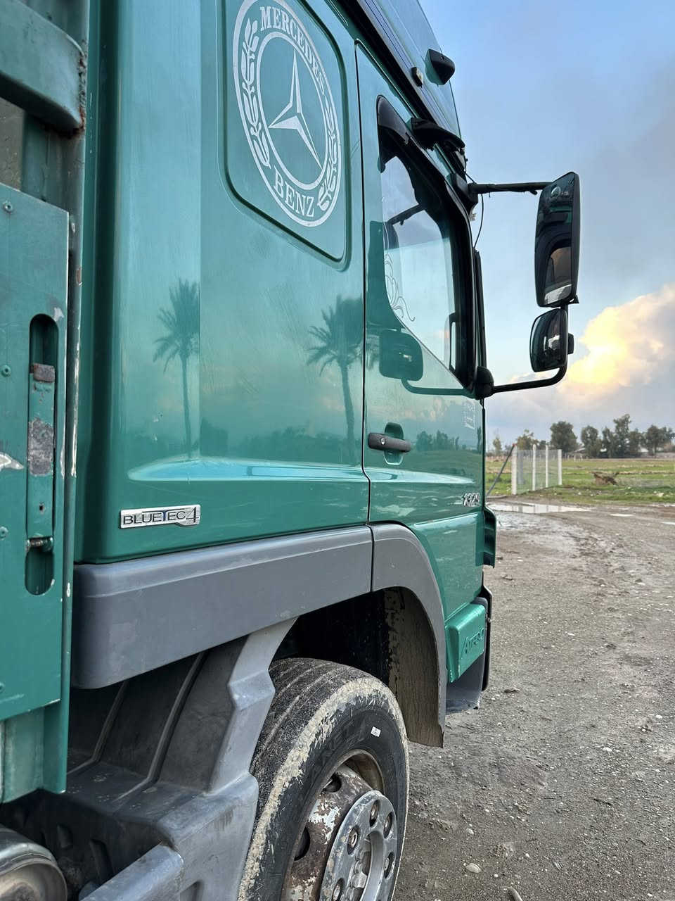 اتيكو مارسيدس لوري دبل قمارة 
موديل 2007 
كير عادي 
8 برغي 
مكينى 6 
حجم 1329
قمارة بدون صبغ 
شاصي مكفول 
سعر 250 ورقة 
مكان سيارة بكركوك معرض وسام 
للاستفسار الاتصال على 

***********
عدم مراسلة صفحة
