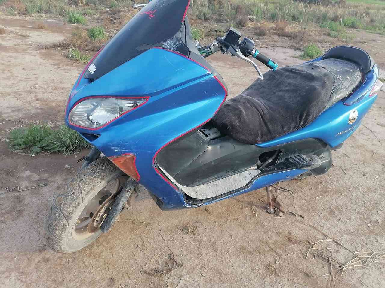 دراجـه09للبيع دراجه،خير من الله نضافه فول
محرك مجفة بغراض كصهه
ماعايزه شي دراجه خير من الله
بيهاا فقط الجويتر حد سرعته80
الدراجه كلك اتكاتب وياك عن سرقه والعشائر 
تخم تايرات جدد سعرر550وبيهاا مجال للشراي
المكان الوركاء


**إذا كنت صاحب هذا الإعلان وتريد حذفه لأي سبب، رجاءا أرسل رسالة إلى الدعم الفني**