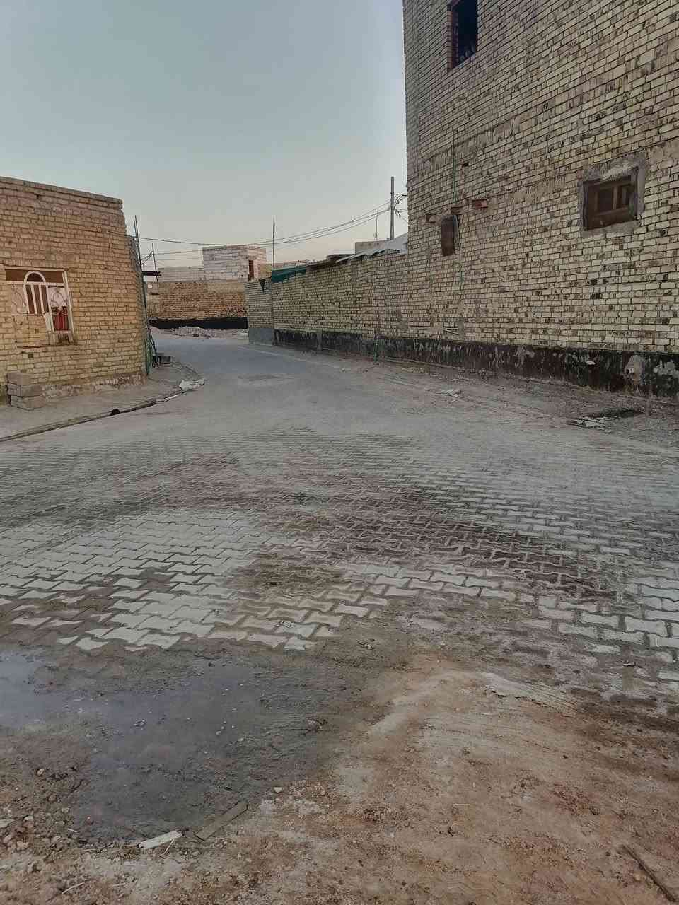 بتلو ١٨٠ متر البيع ركن عله طريق السنيه حي المين طابو زرعي ٢٥ سند *********** ع شارعين صاير مقدامه والباقي اقصاد ابيع قرب المولده
