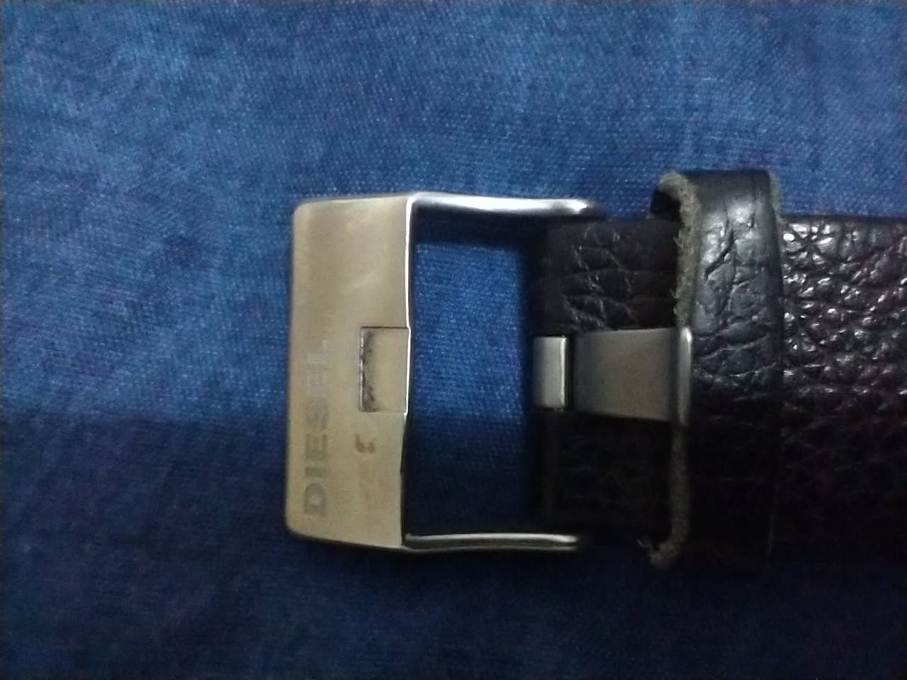 السلام عليكم
ساعة ديزل اضخم ساعة مستعملة  على وضع الشركة السير الاصلي 
سعر البيع 75 الف 
متوفر توصيل


**إذا كنت صاحب هذا الإعلان وتريد حذفه لأي سبب، رجاءا أرسل رسالة إلى الدعم الفني**