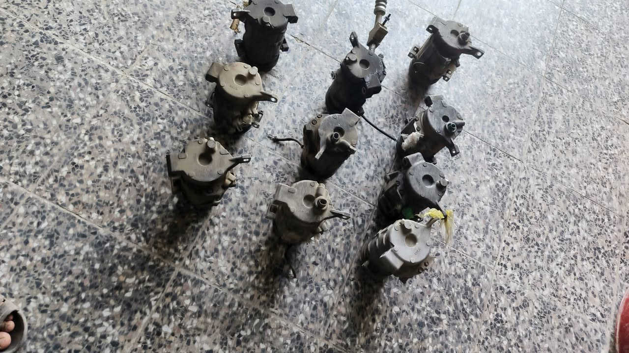 السلام عليكم متوفر قطع غيار كل مايخص  تاهو جمسي يوكان المكان حصوه طريق حله بغداد مجمع الشمري الرقم ***********متوفر واتساب
