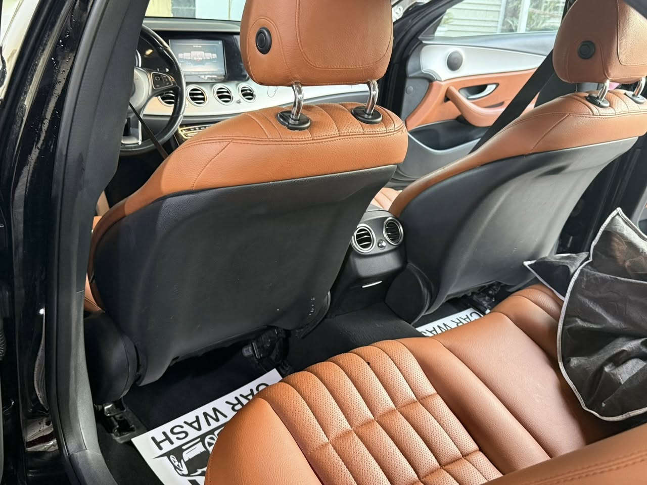 السلام عليكم خليجي كلين بدون حادث او صبغ سنويه باسمي موديل 18 الاتصال ***********
