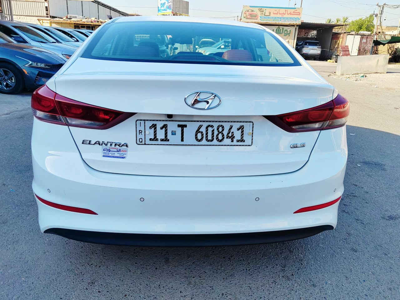 السلام عليكم للبيع النترا مواصفات VIP  موديل ٢٠١٧ ما اريد اكتب جريده مواصفات لان مواصفاتها معروفه  ماشيه ٦٠ الف حقيقي كفاله عامه عدا مكان BDR كد شبر رقم بغداد انكليزي والسنويه باسمي والسياره جديده بمعنى الكلمه وبالعافيه على اللي تكون من نصيبه السعر ١٦٥  رقمي ***********
