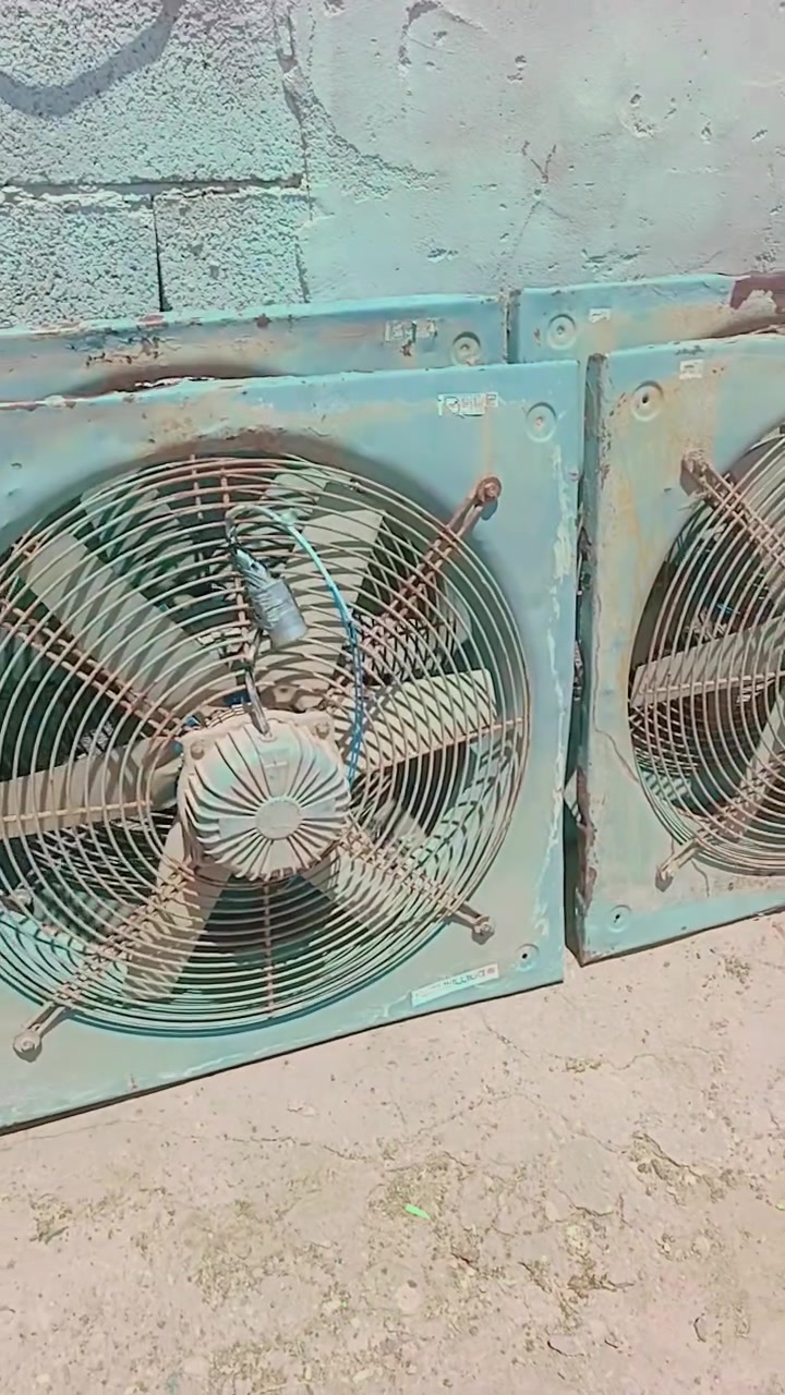 مفرغات لبيع  اتصال ***********
