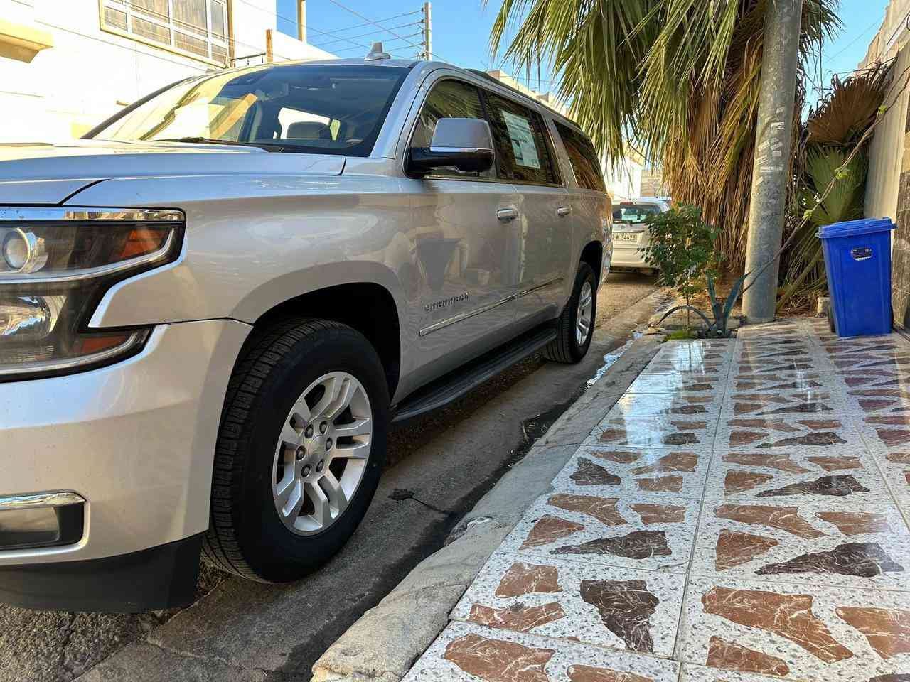 سلام وعليكم سوبر مان للبيع موديل 2018 رقم بغداد جديد سياره مصفره هيه وغرامات بغداد وشمال سياره خير من الله بالعافيه علا ياخذ سياره رقم جديد مكان سياره بغداد والسعر 275 
رقم صاحب سياره 
***********
