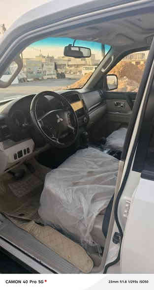 السلام عليكم للبيع باجيرو حبتور موديل 2010 المكينه 3500 السيارة عليه ادامه تايرات جدد صدر جديد تلث قطع تبريد أم الدمام السيارة بسمي ثاني يوم تحويل سونار مرفوق بل منشور  المكان بغداد الغزالية رقم الموبايل *********** سعر السيارة 140 ورقه او بيه مجال الطيبي
