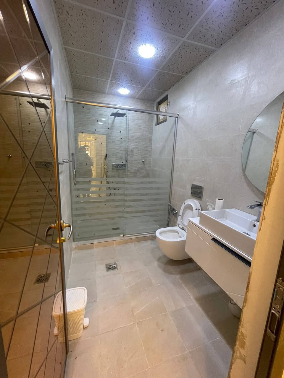 #للايجار_في_السيديه      ( الاعمار الهندسي للعقار )
دار سكن مساحه 120 متر 

يحتوي على ؛. 

4 غرف نوم _صاله_مطبخ_خدمات2 

موقع مميز جدا مربع تبوك

#مبلغ الايجار  (مليون و 250 الف )

للاستفسار اكثر الاتصال على الارقام التاليه ؛.

***********

***********

او زياره موقع الشركة 📍

السيدية الضباط مجاور افران الزيتون 2 

#شركه_الاعمار_الهندسي_للاستثمار_والتطوير_العقاري
